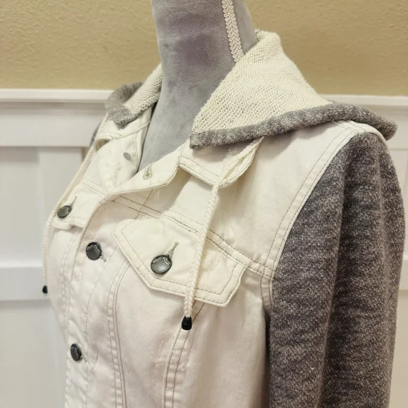 Free People Knit Sleeve Distressed Denim Jacket Size:M Removable Hood Women - Picture 12 of 13